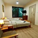 Karczma Pod Jesionem 招待所