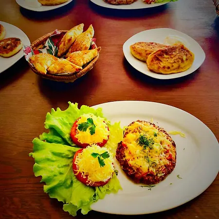 Karczma Pod Jesionem בית הארחה