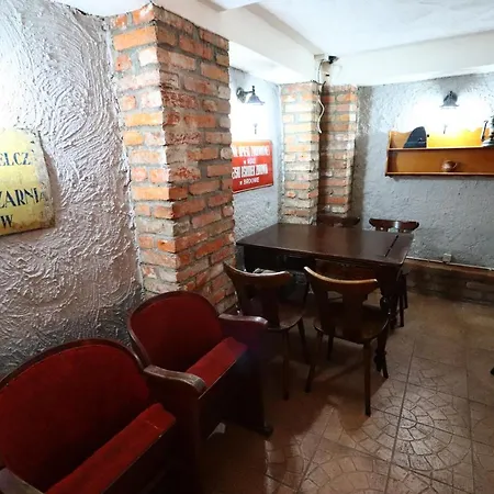 Karczma Pod Jesionem Pensión Brdow