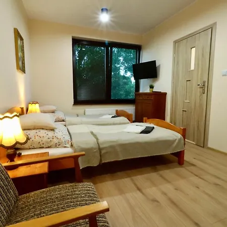 Karczma Pod Jesionem בית הארחה