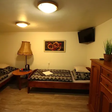 Karczma Pod Jesionem 3*