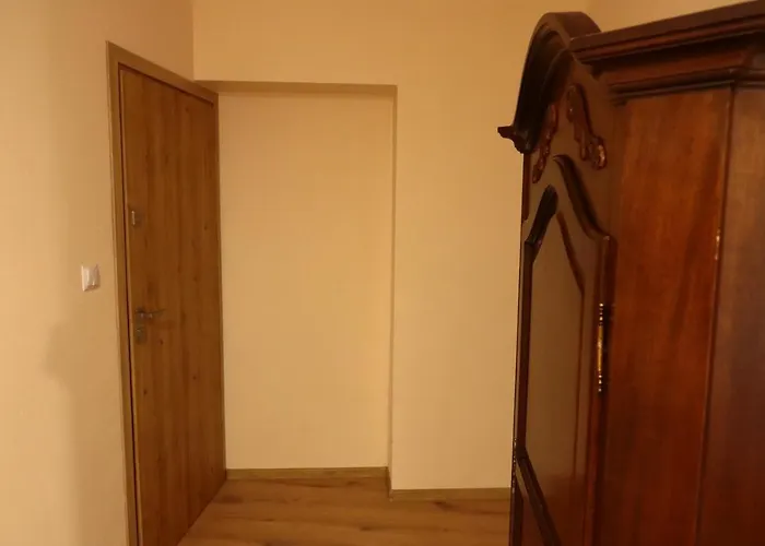 Karczma Pod Jesionem 3*